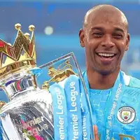 خداحافظی اسطوره منچسترسیتی