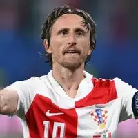 مودریچ: باورم نمیشد تشویقها برای من است