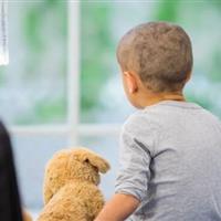 افزایش اضطراب والدین کودکان مبتلا به سرطان با شنیدن اخبار مرگ/ کنترل هیجان کودکان مبتلا به برخی اختلال‌ها با سخت‌تر شدن بازی‌ها