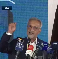 انتقاد معاون روحانی از صحبت‌ها درباره دهه ۹۰