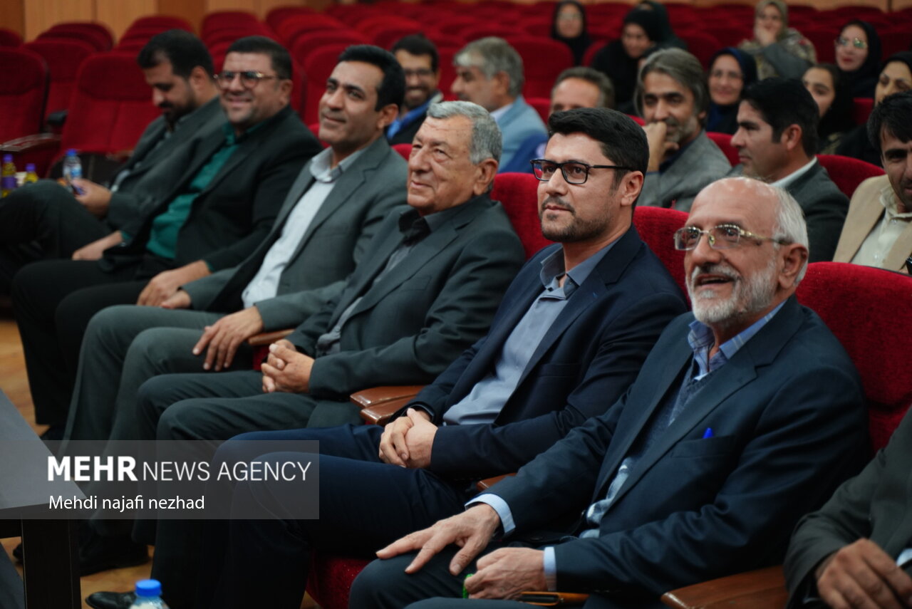 آیین گرامیداشت هفته کتاب در یاسوج