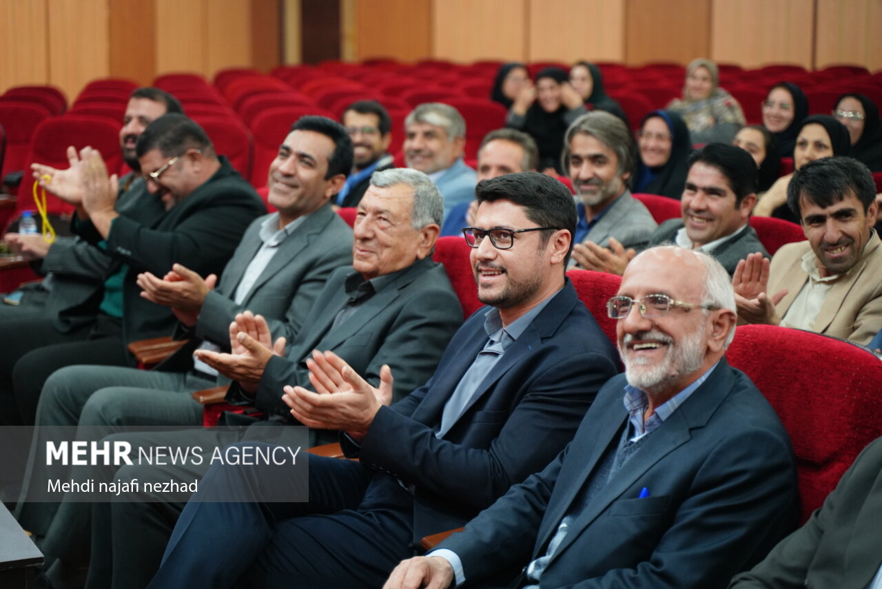 آیین گرامیداشت هفته کتاب در یاسوج