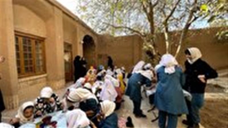 آشنایی دانش‌آموزان یزدی با طرح میراث‌بانان کوچک در بافت تاریخی
