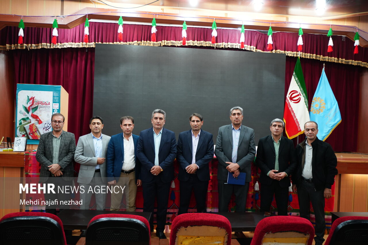 آیین گرامیداشت هفته کتاب در یاسوج