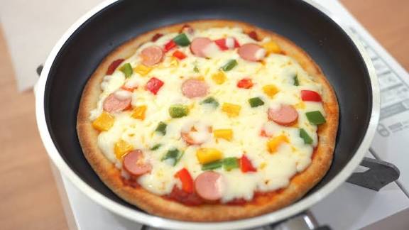 پیتزا تابه‌ای در 15 دقیقه‌!