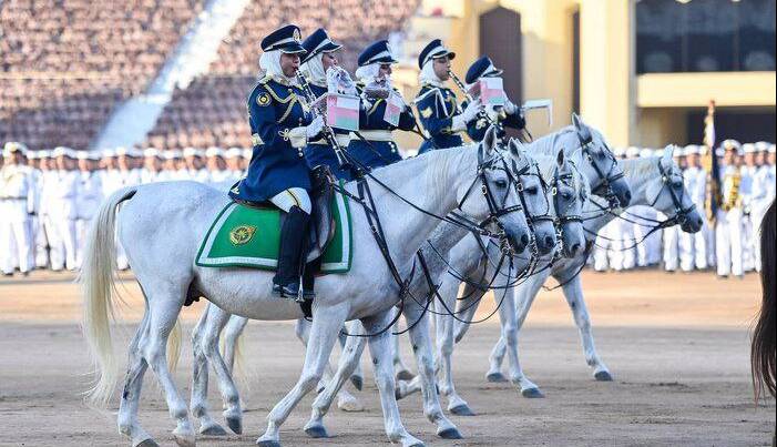 رژه نیروهای مسلح عمان در سالگرد تاسیس دولت البوسعیدی