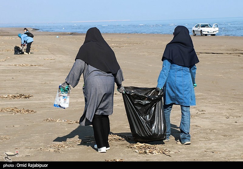 پویش مردمی پاکسازی ساحل رودسر