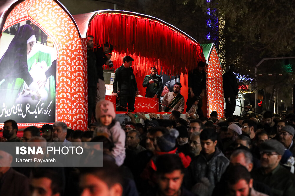 عکس/آیین استقبال از پیکرهای مطهر شهدای گمنام ،کاشان