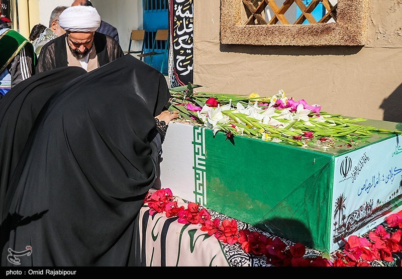 عکس/مراسم وداع با پیکر شهید گمنام در کلاچای گیلان 