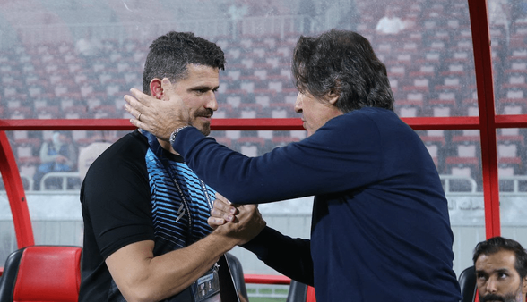 سکونشینی مربی استقلال ادامه دارد