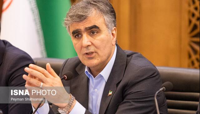 داراییهای بانک آینده مشتری دارند؛ خریدار ایرانمال هنوز قطعی نشده است