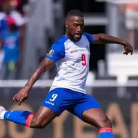 نازون سفیر آشتی ملی تاهیتی!