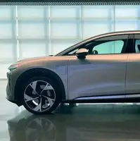 شاسی بلند ارزان لوسید آمد