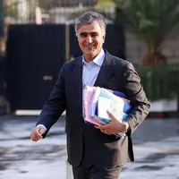 فرزین: برای دارایی‌های بانک آینده مشتری پیدا شد