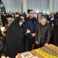 بازدید عراقچی از  بازارچه خیریه انجمن بانوان دیپلماتیک