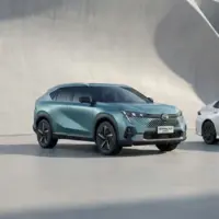 افزایش تقاضا برای خودروهای هیبرید با افزایش قیمت بنزین