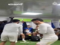 رقص و حرکات موزون بازیکنان ملوان پس از برتری مقابل آلومینیوم اراک