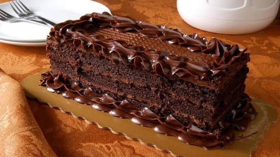 کیک شکلاتی سالم و خوشمزه