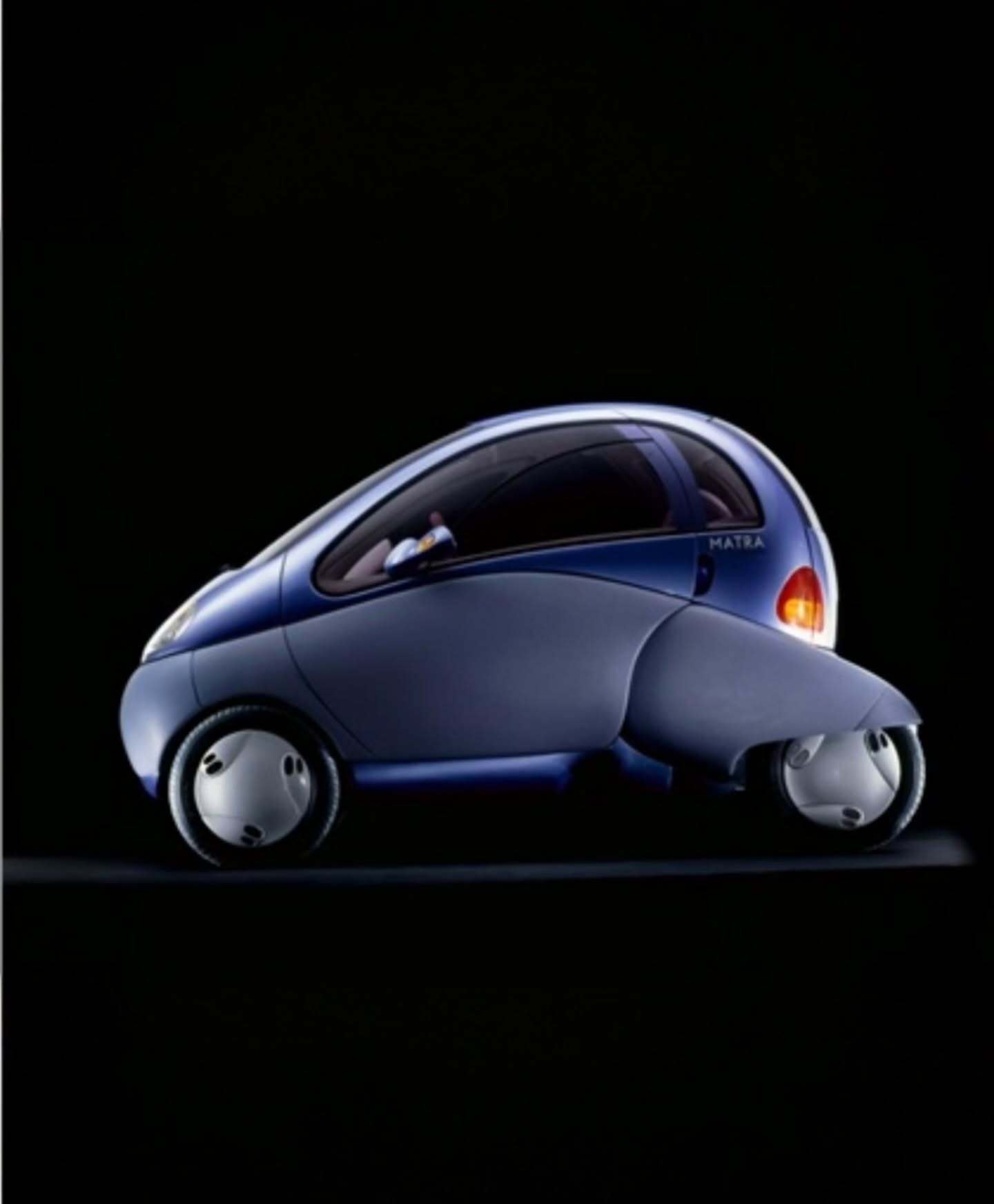 رنو زوم؛ خودرویی که ۳۰ سال پیش برای یافتن جای پارک کوچک می‌شد! 