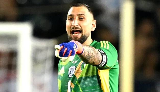 دوناروما: در پاریس بیوفایی دیدم