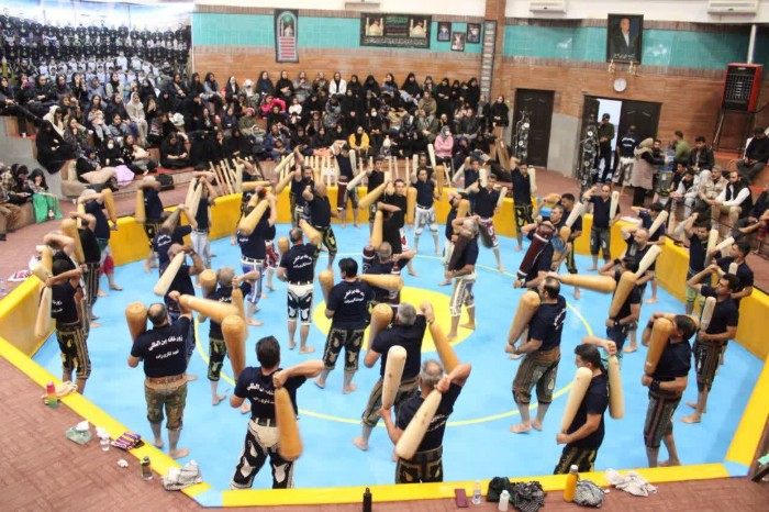 عزاداری فاطمی در زورخانه شهید لنگری‌زاده کرمان