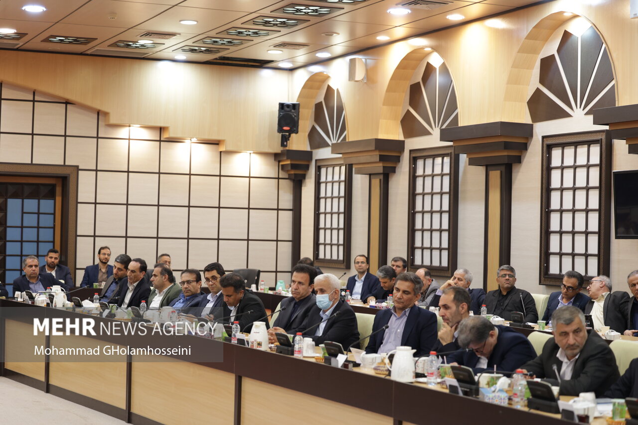 جلسه شورای اداری استان بوشهر با حضور وزیر آموزش‌وپرورش