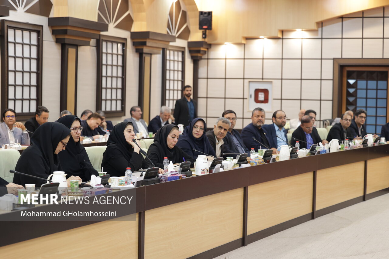 جلسه شورای اداری استان بوشهر با حضور وزیر آموزش‌وپرورش