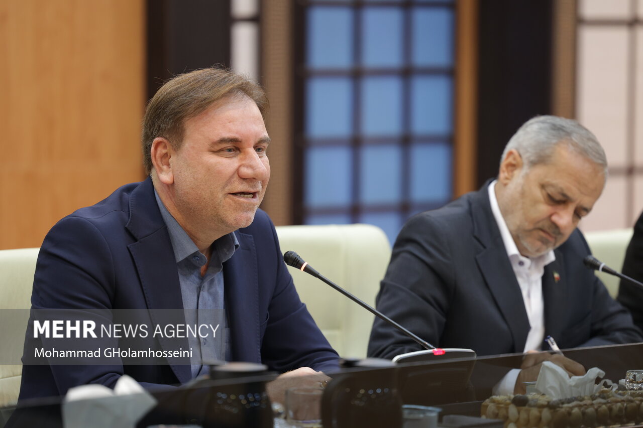 جلسه شورای اداری استان بوشهر با حضور وزیر آموزش‌وپرورش