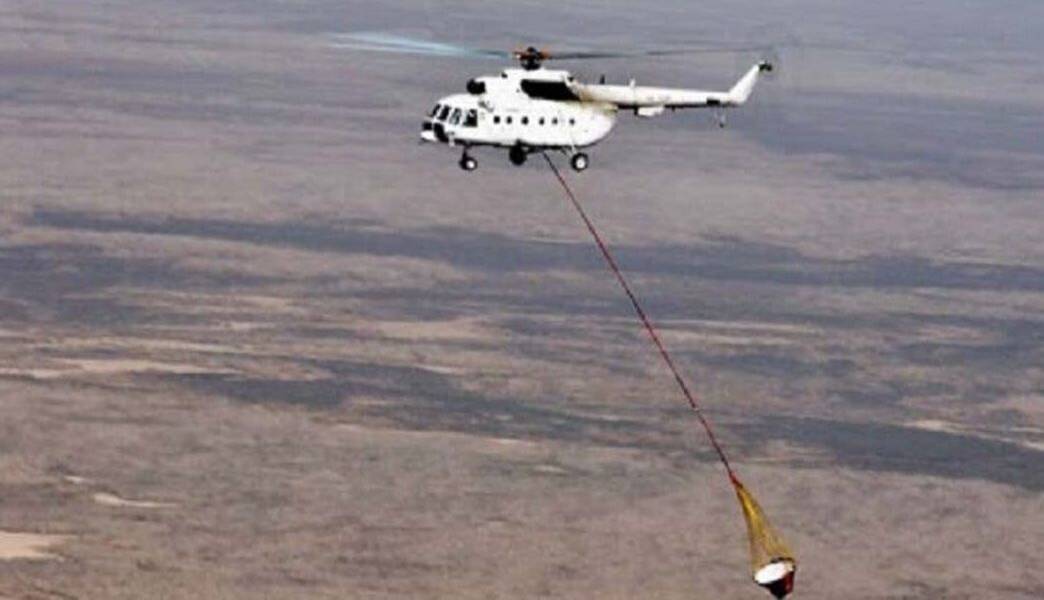 بالگرد آتش‌ نشان وارد عملیات اطفای حریق در جنگل‌های جلفا شد 