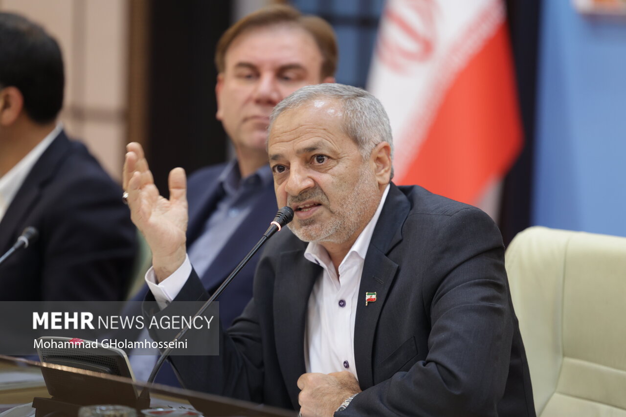 جلسه شورای اداری استان بوشهر با حضور وزیر آموزش‌وپرورش