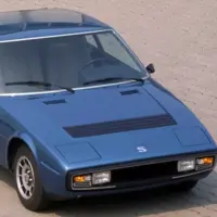 ماترا سیمکا باگیرا، خودروی اسپرت سه‌نفره فرانسوی با چراغ‌های پیکان!