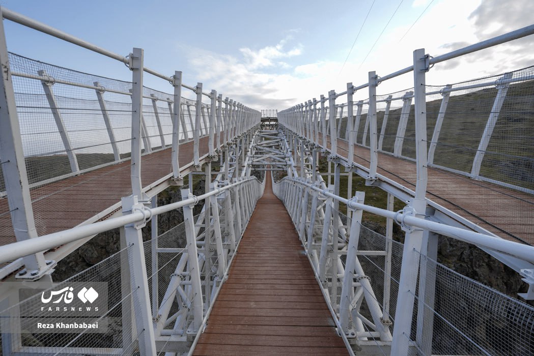 پل معلق «ورگه‌سران»؛ نوآوری ایرانی در ارتفاع ۱۰۰ متری
