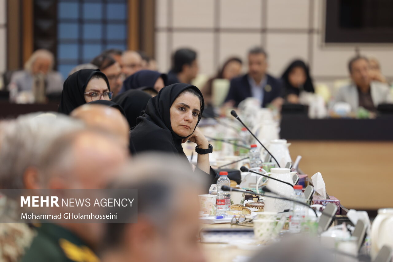 جلسه شورای اداری استان بوشهر با حضور وزیر آموزش‌وپرورش