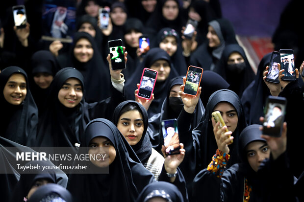 عکس/ اجتماع بزرگ دختران حاج قاسم در همدان