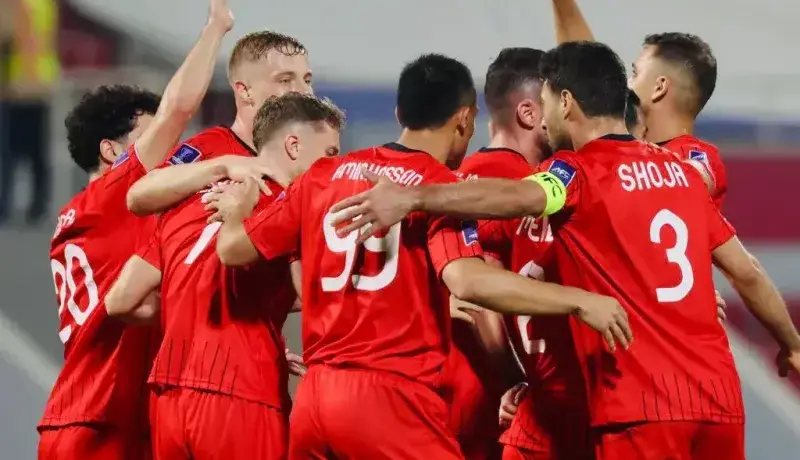 تراکتور برای اولین بار زردپوش شد!