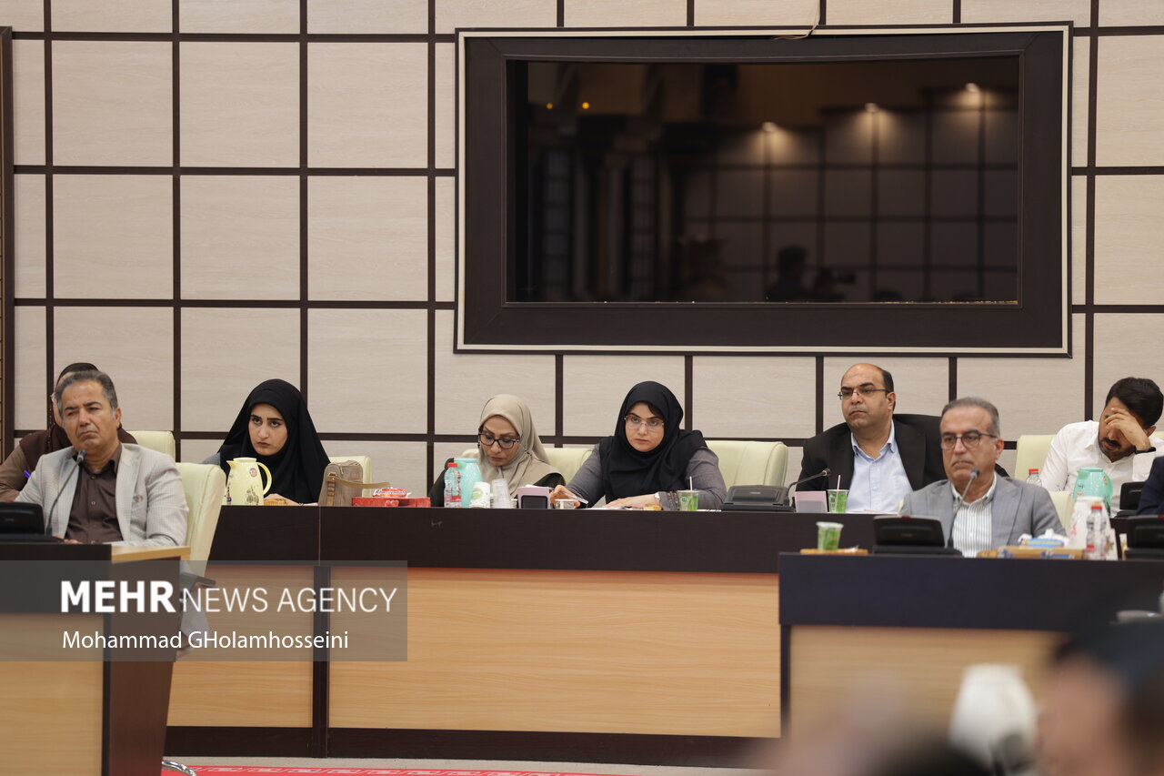 جلسه شورای اداری استان بوشهر با حضور وزیر آموزش‌وپرورش