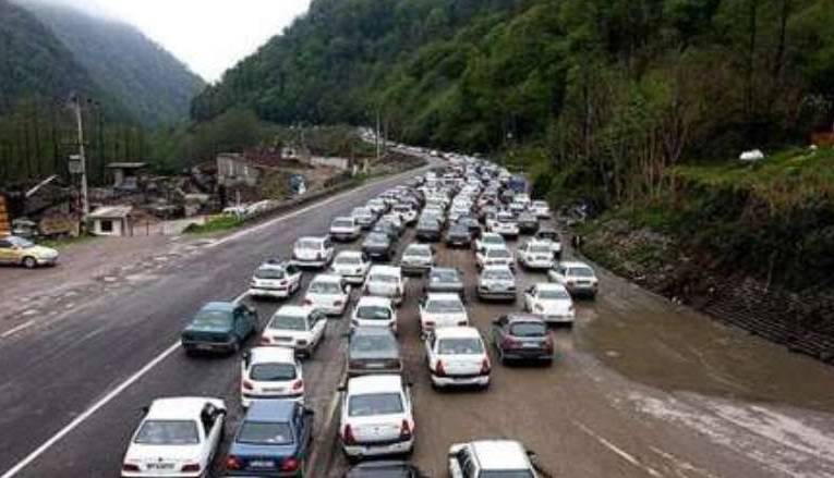 ترافیک سنگین در جاده‌های کشور/ احتمال اعمال محدودیت تردد در محورهای شمالی وجود دارد