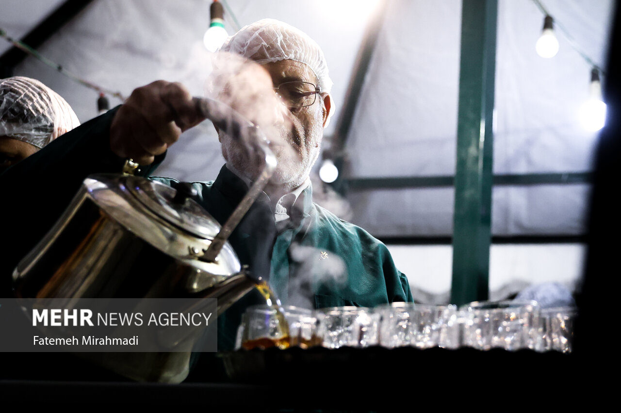 بازنمایی صحن انقلاب حرم رضوی در میدان نبوت
