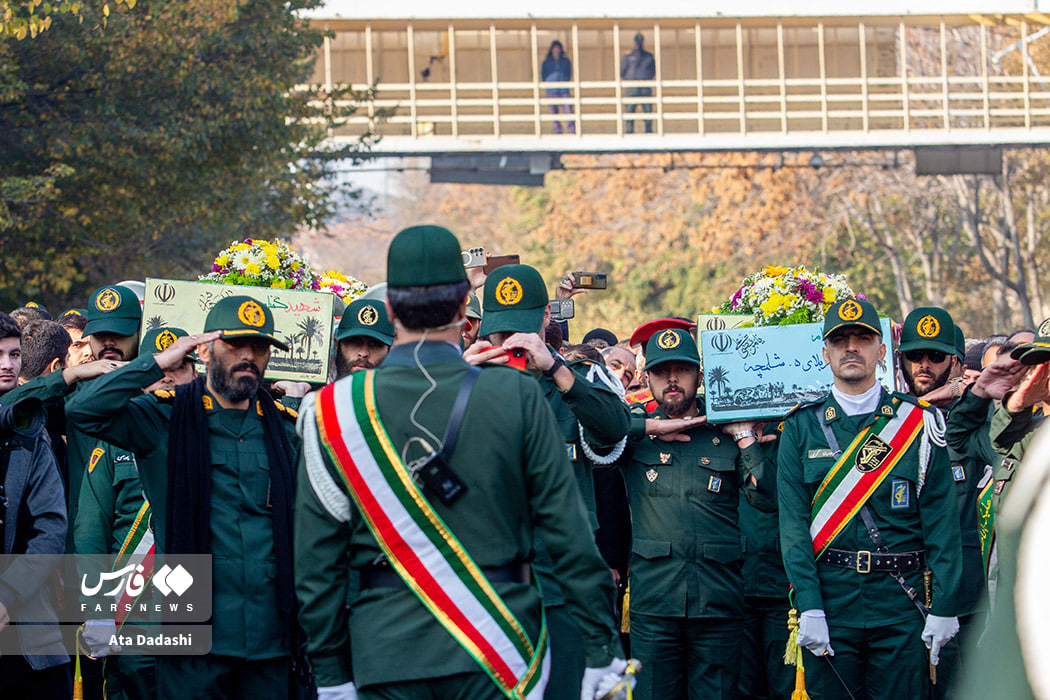 عکس/تشییع باشکوه پیکر ۴ شهید گمنام در تبریز