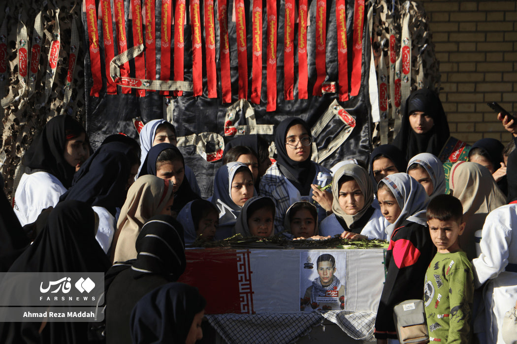 عکس/میزبانی روستائیان کوار از شهید بوجار