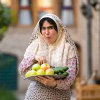 چهره ها/ بازیگر «بامداد خمار» با یک تیپ یاسی جلب‌توجه کرد