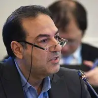 معاون وزیر بهداشت: سالانه ۲۰ هزار قربانی در جاده‌ها می‌شوند؛ ضرورت اصلاح فوری صنعت خودرو