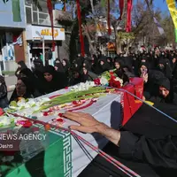 عکس/ تشییع پیکر ۳ شهید گمنام دفاع مقدس در اردبیل