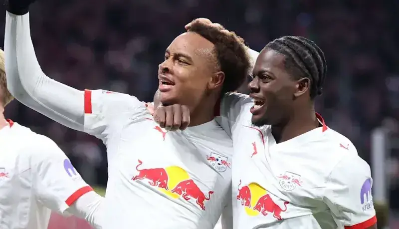 عجایب بوندسلیگا؛ تمسخر همتیمی در تلویزیون!