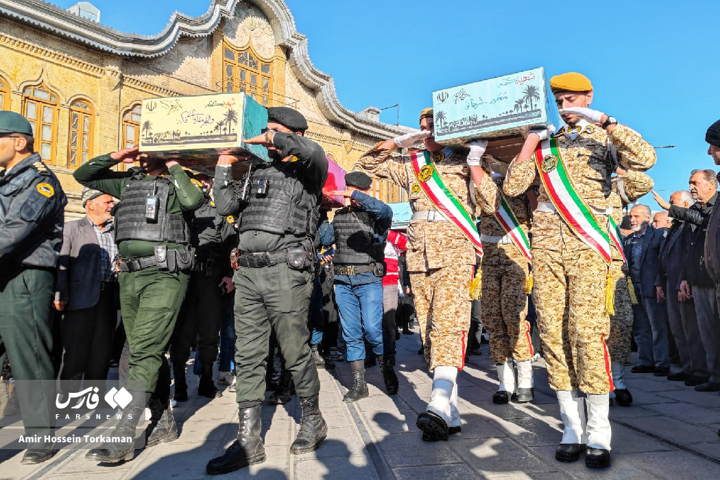 عکس/تشییع پیکر شهدای گمنام در همدان