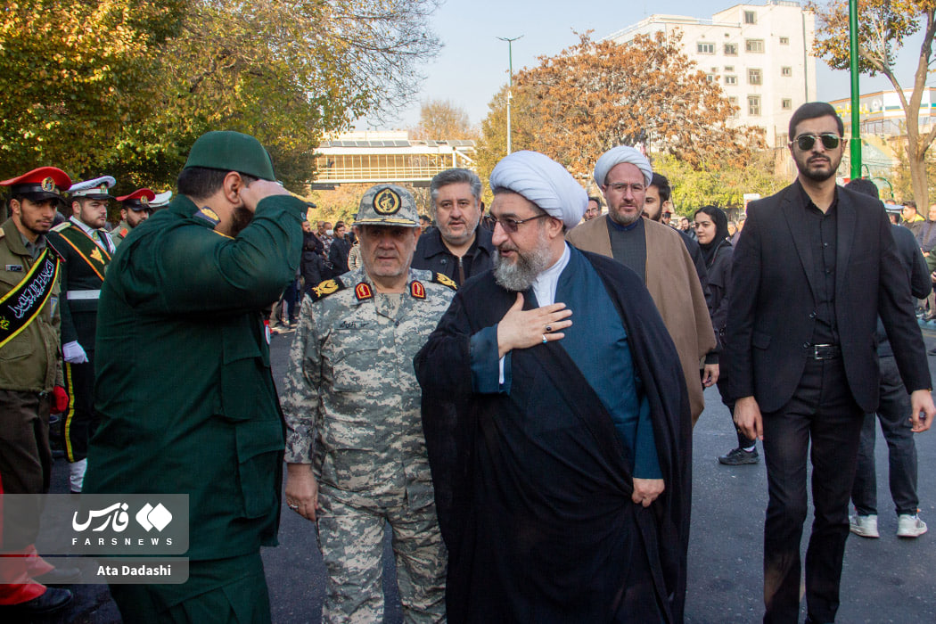 عکس/تشییع باشکوه پیکر ۴ شهید گمنام در تبریز