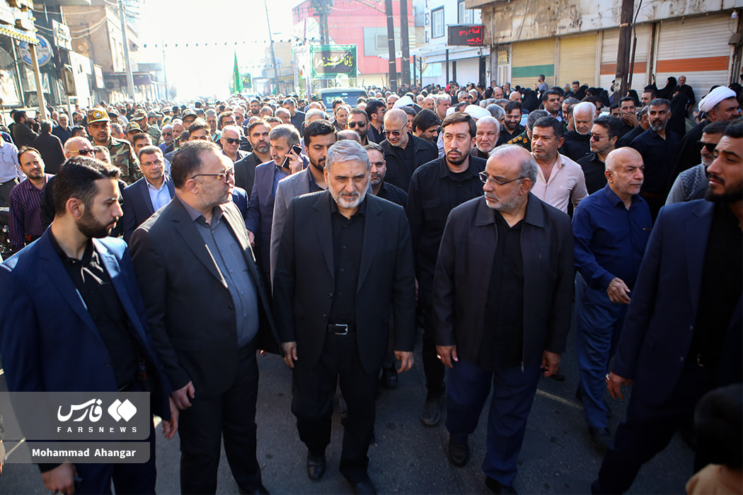 عکس/تشییع پیکر هشت شهید گمنام در اهواز