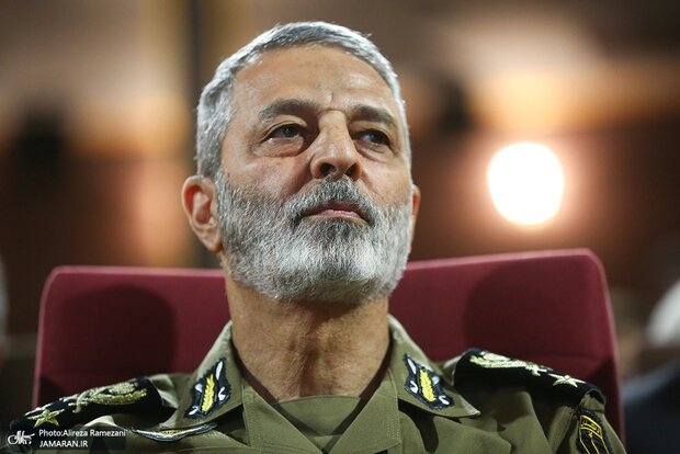 سرلشکر موسوی: حضور بیبدیل مردم در تشییع شهدای گمنام نشانه عمق دلبستگی به مقام شامخ شهدا است