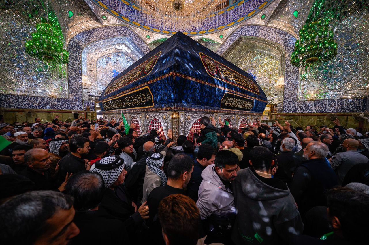 حال‌و‌هوای مضجع شریف علوی در سوگ فاطمی