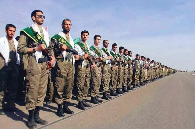 سرمقاله جوان/ بسیج، ارتشی بدون مرز 